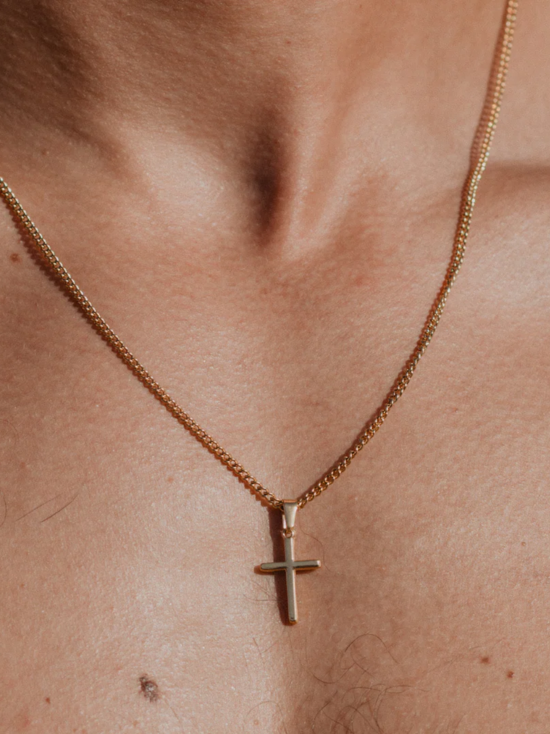 CORRENTE CROSS | Ouro 18K
