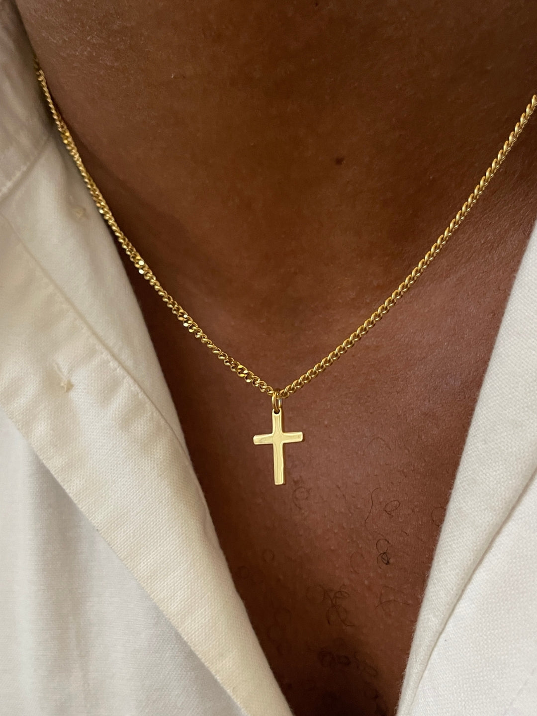CORRENTE CROSS | Ouro 18K