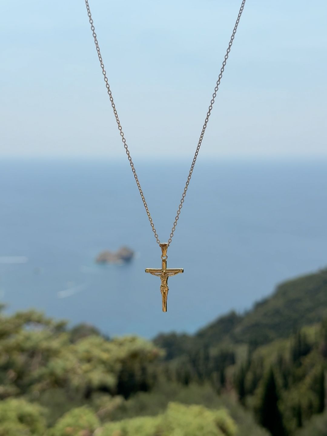 CORRENTE CRUCIFIX | Ouro 18K